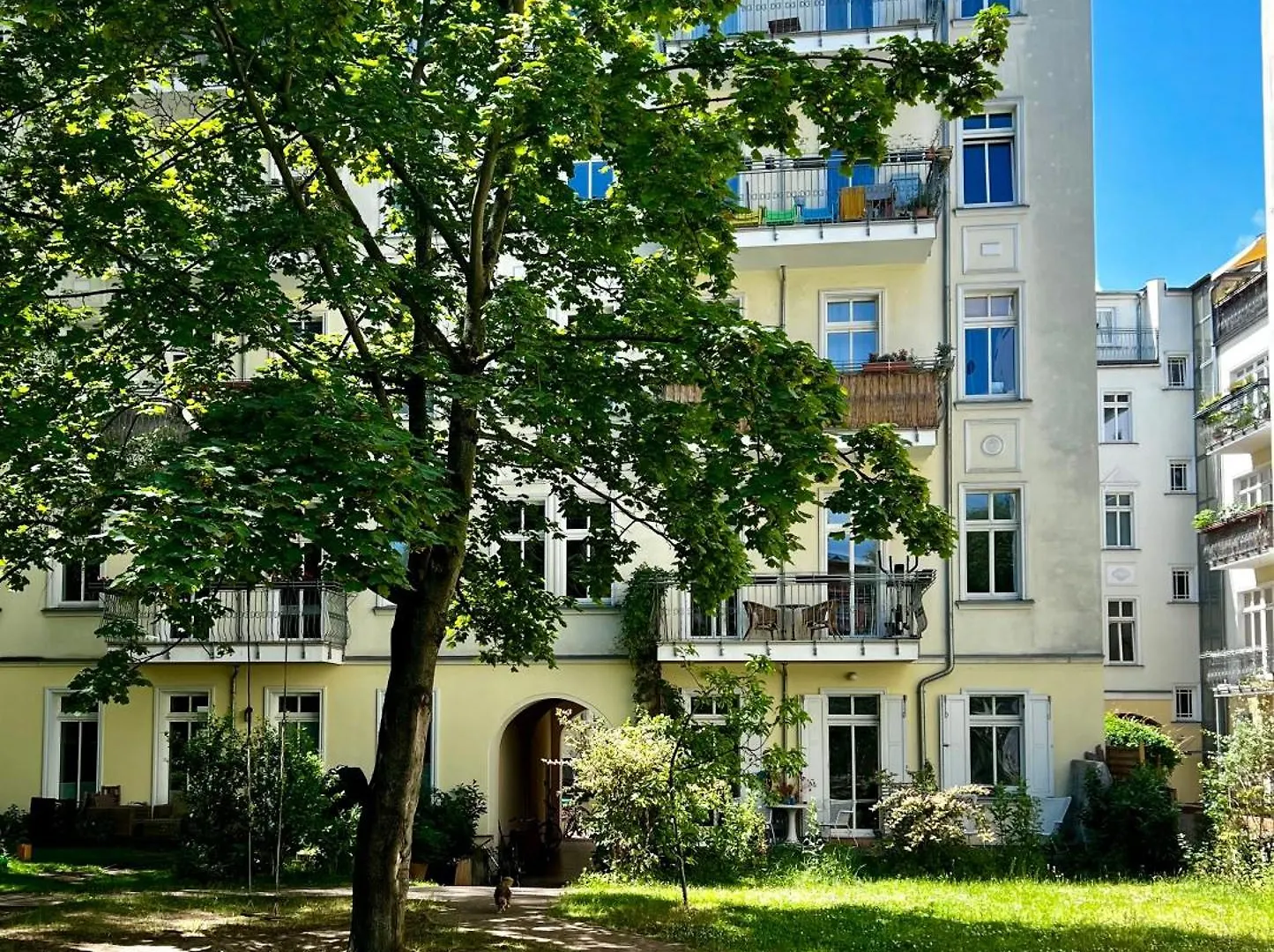 Apartman Studio In Einem Ruhigen Garten, In Der Mitte Berlin
